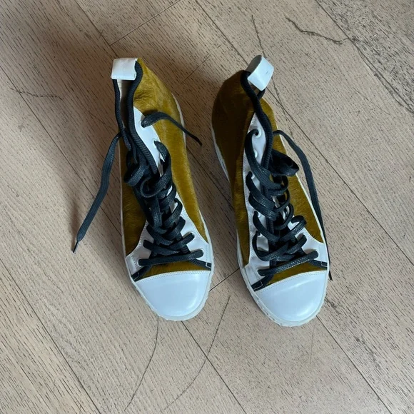 Carven TEXTURED HI-TOP SNEAKERS - Picture 6 of 13